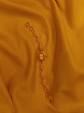 "Aurélie" - Elegante Vintage-Schmuckuhr in Goldoptik mit cremefarbenen Schmuckelementen